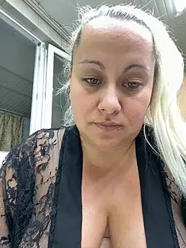 SabinaSweety online show from September 2025 06:01:02 PM