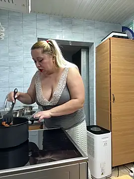 SabinaSweety online show from February 2026 01:10:01 PM