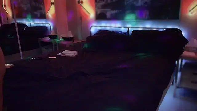 MikyFoxx online show from September 2025 09:46:01 AM