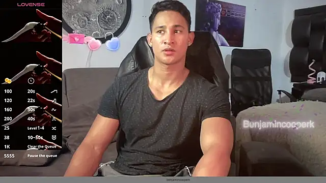 BenjaminCooperk online show from October 2025 06:47:02 AM