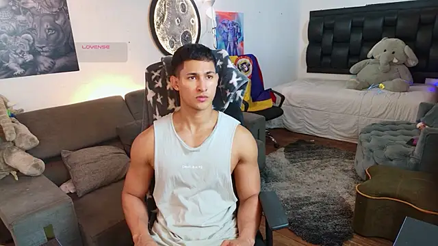 Snapshot of BenjaminCooperk chatting on July 2026 04:05:01 AM BenjaminCooperk online show from July 2026 04:05:01 AM