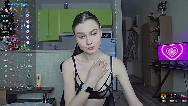 Snapshot of _Sweet_Lilit_ chatting on January 2025 10:43:01 AM Sweet Lilit online show from January 2025 10:43:01 AM