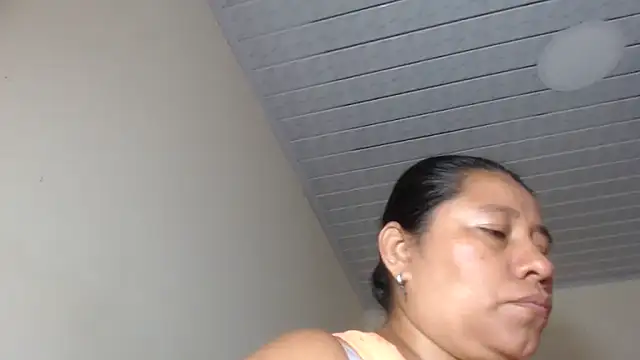 Snapshot of adrixxx38 chatting on September 2025 04:34:01 PM adrixxx38 online show from September 2025 04:34:01 PM