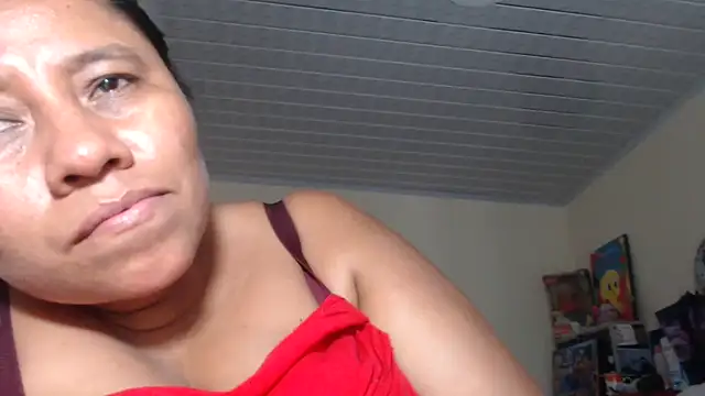 Snapshot of adrixxx38 chatting on October 2025 06:31:01 PM adrixxx38 online show from October 2025 06:31:01 PM