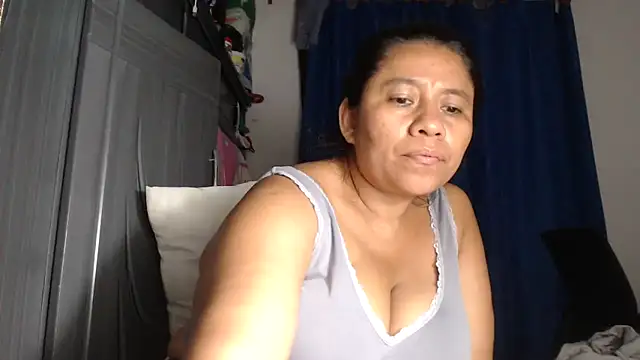 adrixxx38 online show from March 2026 02:24:02 AM