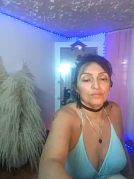 zullyxhot online show from December 2025 08:58:01 PM