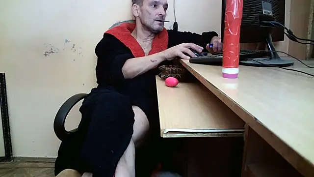 dundyFocus online show from September 2025 11:15:01 AM