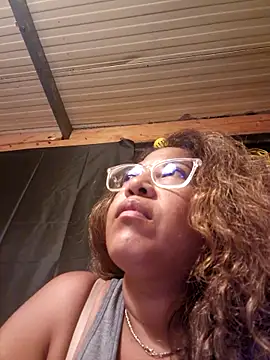 Snapshot of mila38 chatting on September 2025 08:58:01 PM mila38 online show from September 2025 08:58:01 PM