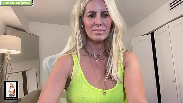 JordynGrange online show from October 2025 10:49:02 PM