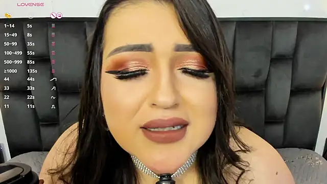 Snapshot of MartinaMadisson chatting on March 2025 08:37:02 AM MartinaMadisson online show from March 2025 08:37:02 AM