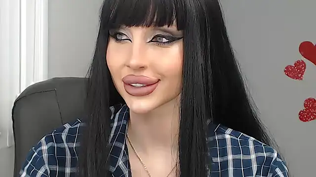 Snapshot of Lady_Joli chatting on February 2025 09:22:01 PM Lady Joli online show from February 2025 09:22:01 PM