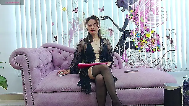 Snapshot of MarcelaFlores chatting on April 2026 02:45:02 PM MarcelaFlores online show from April 2026 02:45:02 PM
