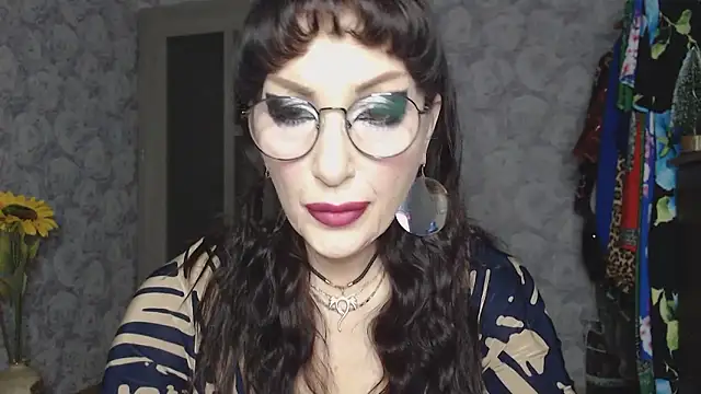 Aziza1 online show from December 2025 12:54:01 PM