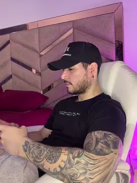 nicolasx1000 online show from March 2025 09:54:02 PM