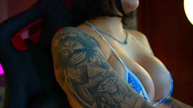 ambarEvans online show from December 2024 01:51:02 AM