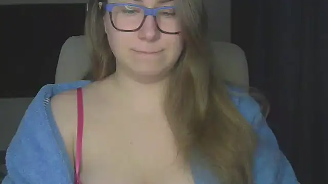 SeasonalSomeone online show from March 2026 05:02:01 AM