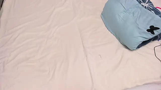 Snapshot of Eziliz chatting on March 2025 02:48:01 PM Eziliz online show from March 2025 02:48:01 PM