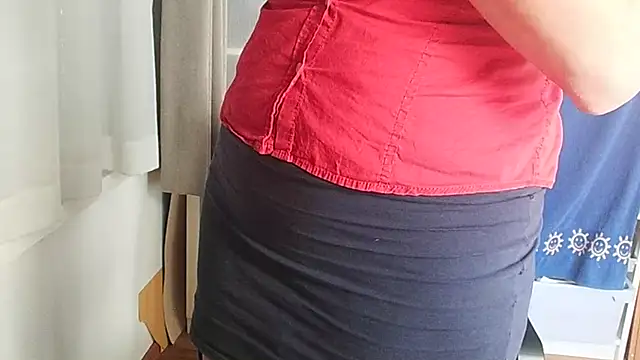 hotdestany online show from February 2025 08:25:01 PM