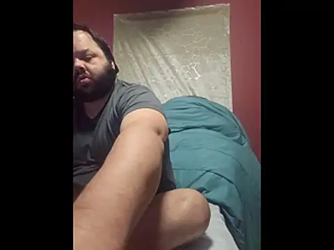 Strongbutgentle36 online show from December 2025 06:08:02 AM