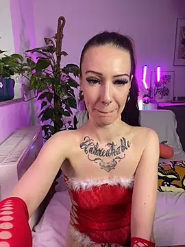 Trixie-Tainted online show from December 2024 09:15:01 PM