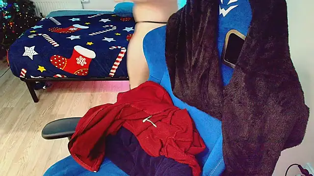 Snapshot of CranberryHot chatting on February 2026 06:44:02 PM CranberryHot online show from February 2026 06:44:02 PM