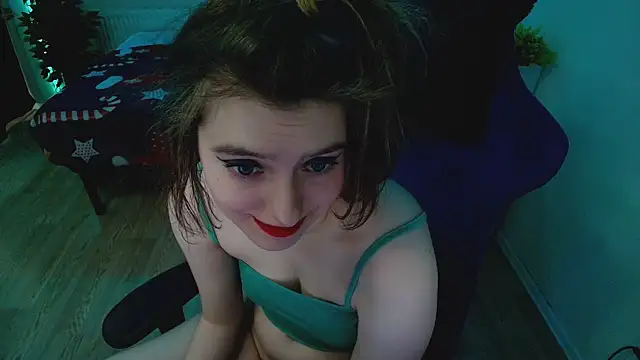 CranberryHot online show from March 2026 12:16:01 PM