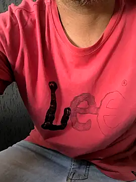 Leo Big online show from October 2025 06:17:02 PM