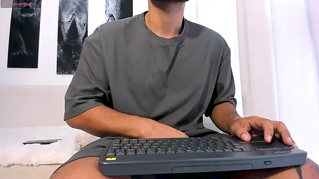 Stud samu online show from September 2025 07:17:02 PM