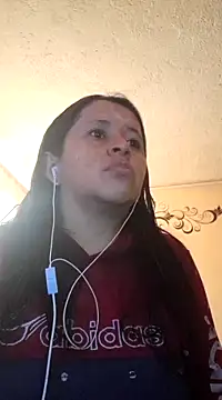 latinfemale online show from March 2025 07:17:01 PM