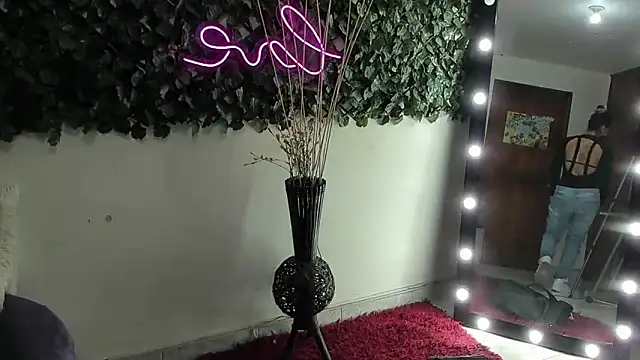 DestinyHills online show from October 2025 12:33:01 PM