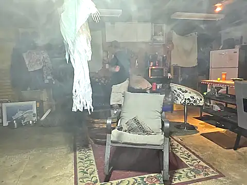 Snapshot of canadacockinme chatting on October 2025 04:32:02 AM canadacockinme online show from October 2025 04:32:02 AM