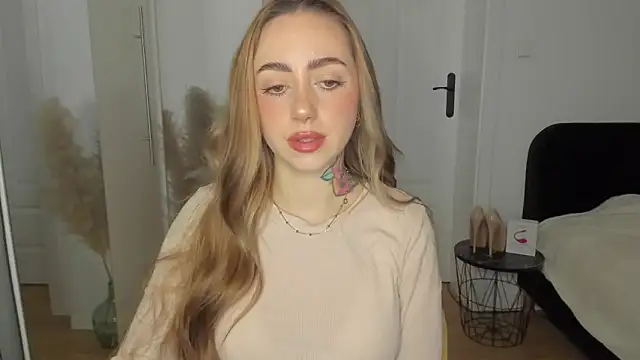 sexyCoralie online show from February 2026 08:08:02 AM