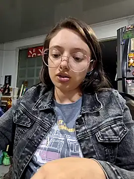 linda-schmidt online show from April 2026 03:37:01 AM