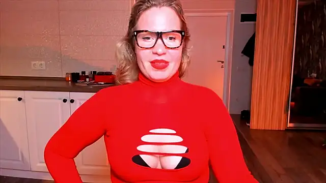 HotTiffani online show from October 2025 05:55:02 PM