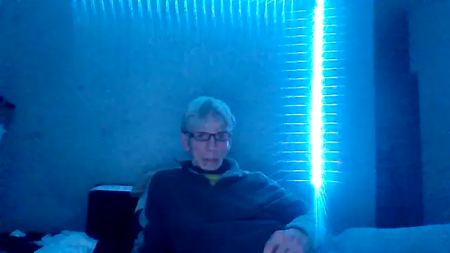 InMeinenMund online show from November 2025 04:00:02 AM