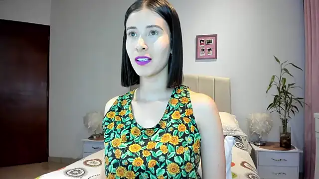 macarena vallejo online show from December 2024 02:53:02 AM