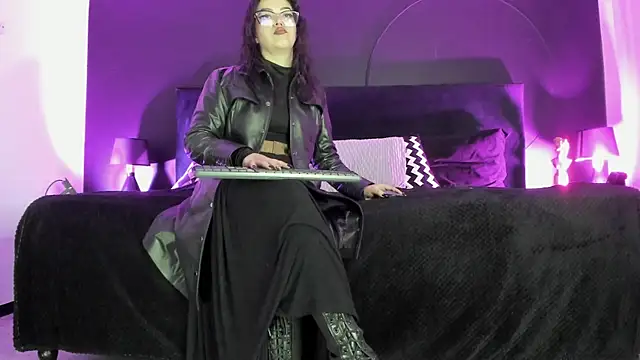  Jade 16 online show from February 2025 11:53:01 AM