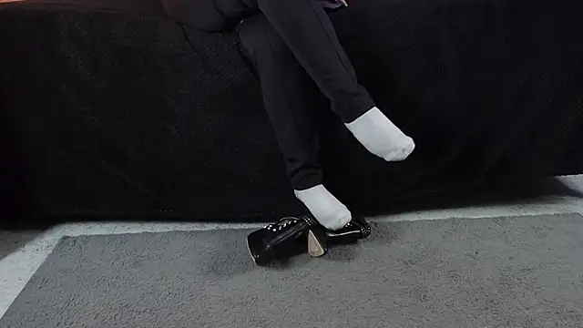  Jade 16 online show from December 2025 11:47:01 AM