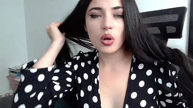 Honey Aynur20 online show from January 2025 09:47:01 PM