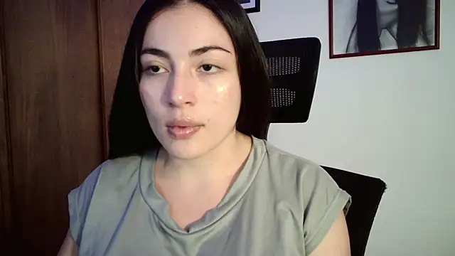 Honey Aynur20 online show from November 2025 07:15:01 PM