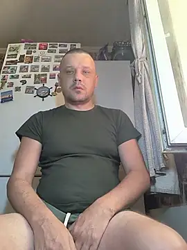 Snapshot of DanielOhCool chatting on June 2026 10:07:02 AM DanielOhCool online show from June 2026 10:07:02 AM