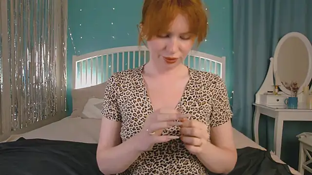 Snapshot of GingerArin chatting on May 2026 12:23:01 PM GingerArin online show from May 2026 12:23:01 PM