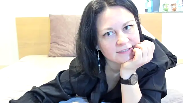 BritttanyBrix online show from March 2026 11:27:01 AM