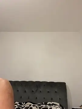 ChiIul11 online show from April 2026 08:20:02 PM