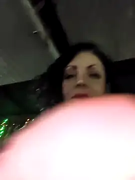 mijal queen online show from October 2025 01:39:02 AM