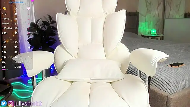 Top Skinny online show from February 2026 04:55:01 AM