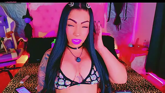 Snapshot of macasweet chatting on October 2025 11:21:02 PM macasweet online show from October 2025 11:21:02 PM