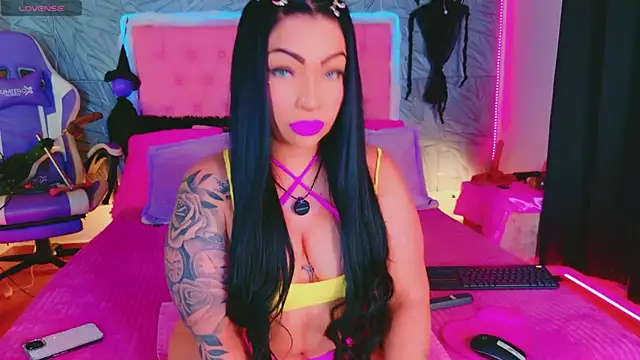 Snapshot of macasweet chatting on October 2025 09:06:01 PM macasweet online show from October 2025 09:06:01 PM