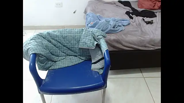 keyklin1 online show from November 2025 01:02:01 PM