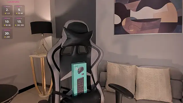 EllaClark online show from October 2025 05:57:01 PM